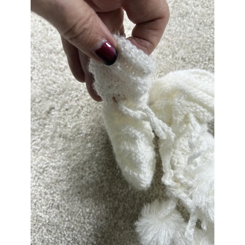 Vintage Hand Knit Baby Booties White Pom Pom‎ Soft Acrylic Infant Shoes Gift